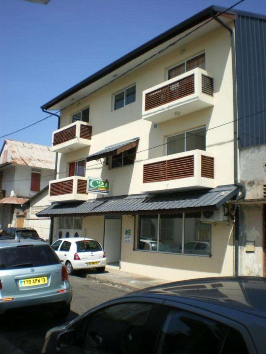 Immeuble R+2+comble - Cayenne